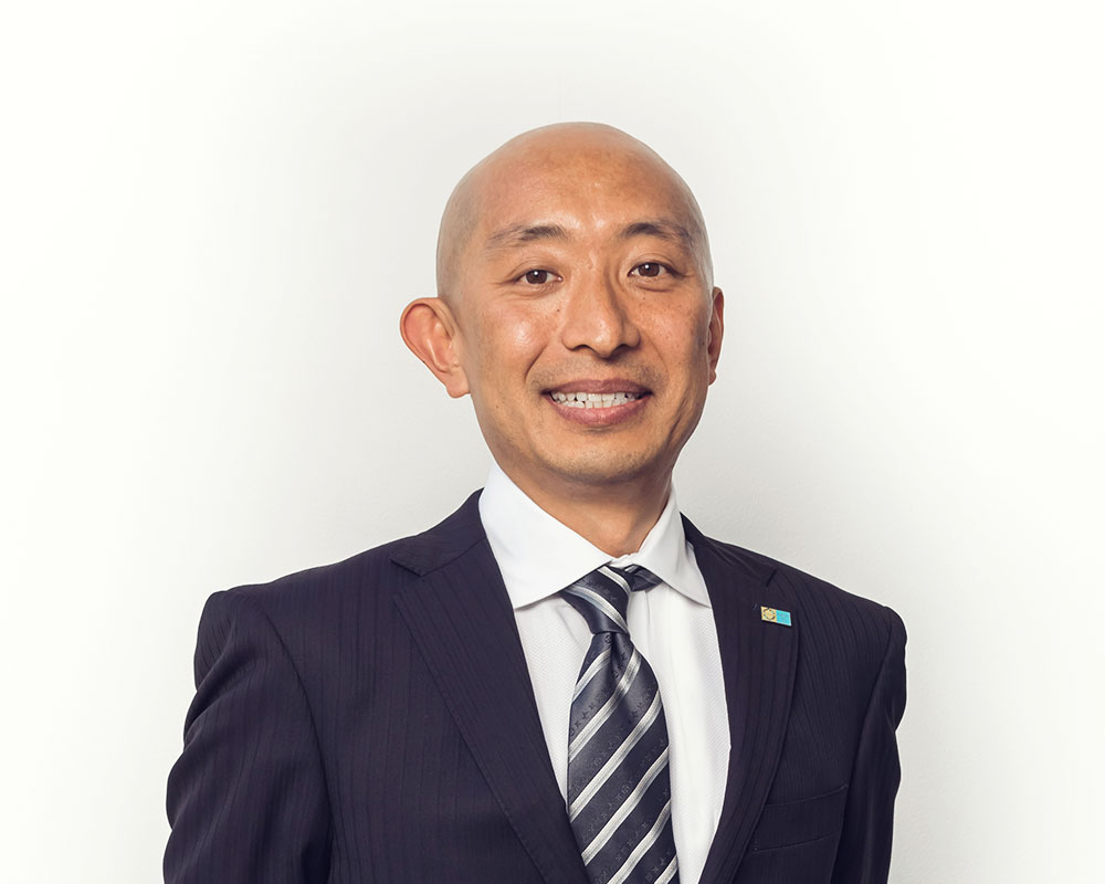 上野 友也